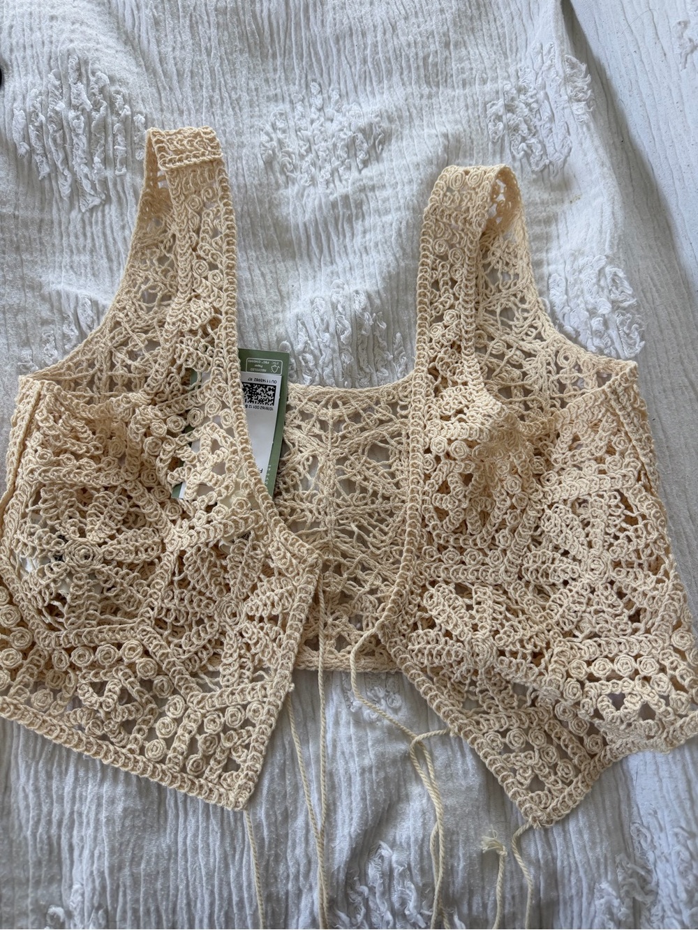 H&M Crochet Lace Tie-Front Camisole - Cream
